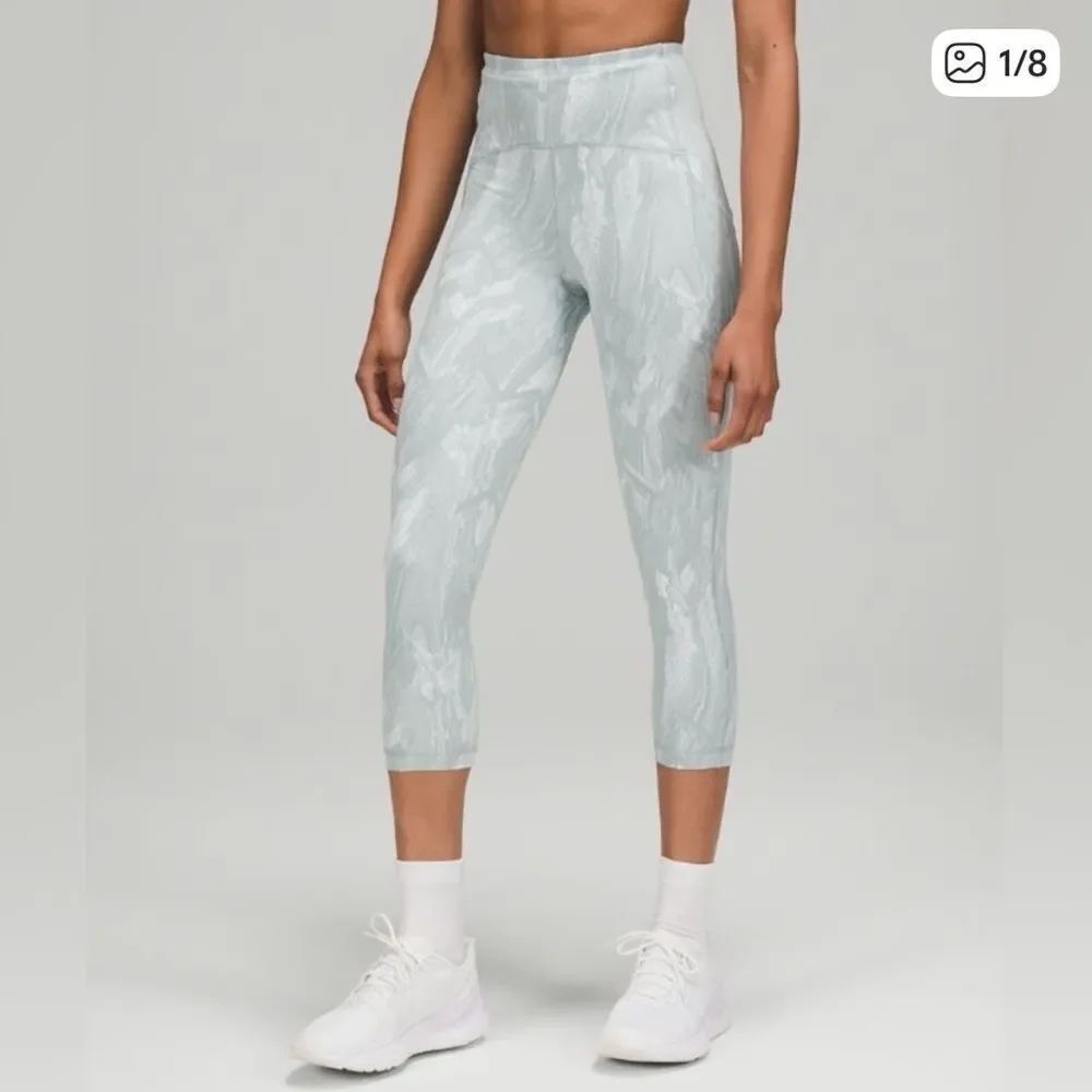 Lululemon Swift Speed High Rise Crop Green Womens 6